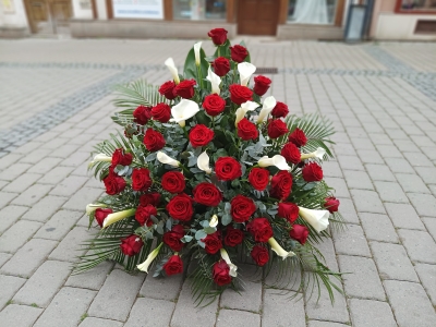 Smuteční vazba na postavení